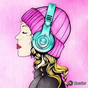 Meet your Posher, Maddie